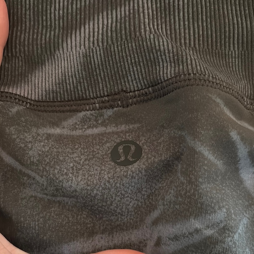 lululemon athletica Gray Leggings - Picture 3 of 5